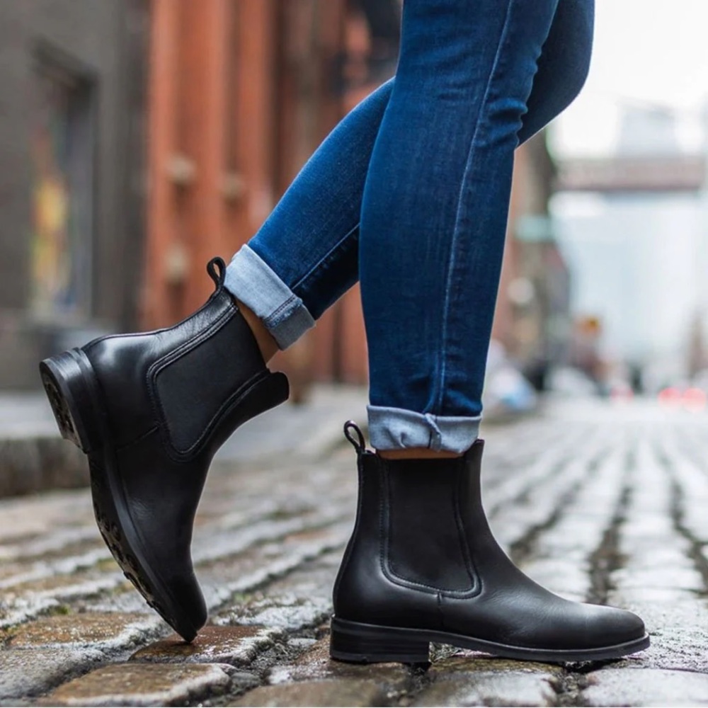 Thursday “Dutchess” Boots | Chelsea | Leather | Black | US women’s size 10 wide